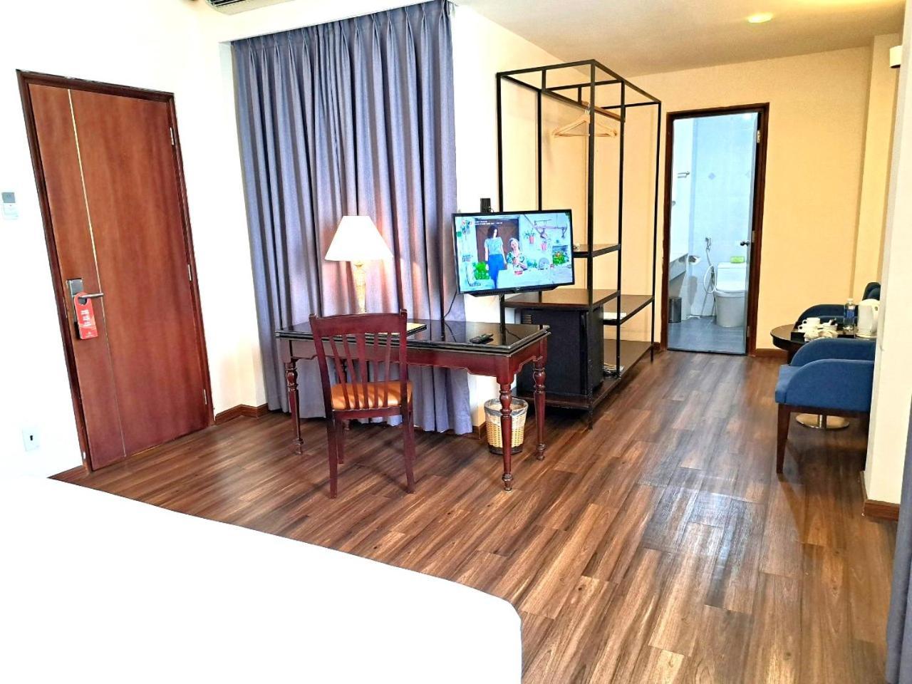 Liberty 2 Hotel Thành Pho Ho Chí Minh Esterno foto
