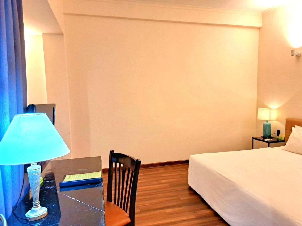 Liberty 2 Hotel Thành Pho Ho Chí Minh Esterno foto