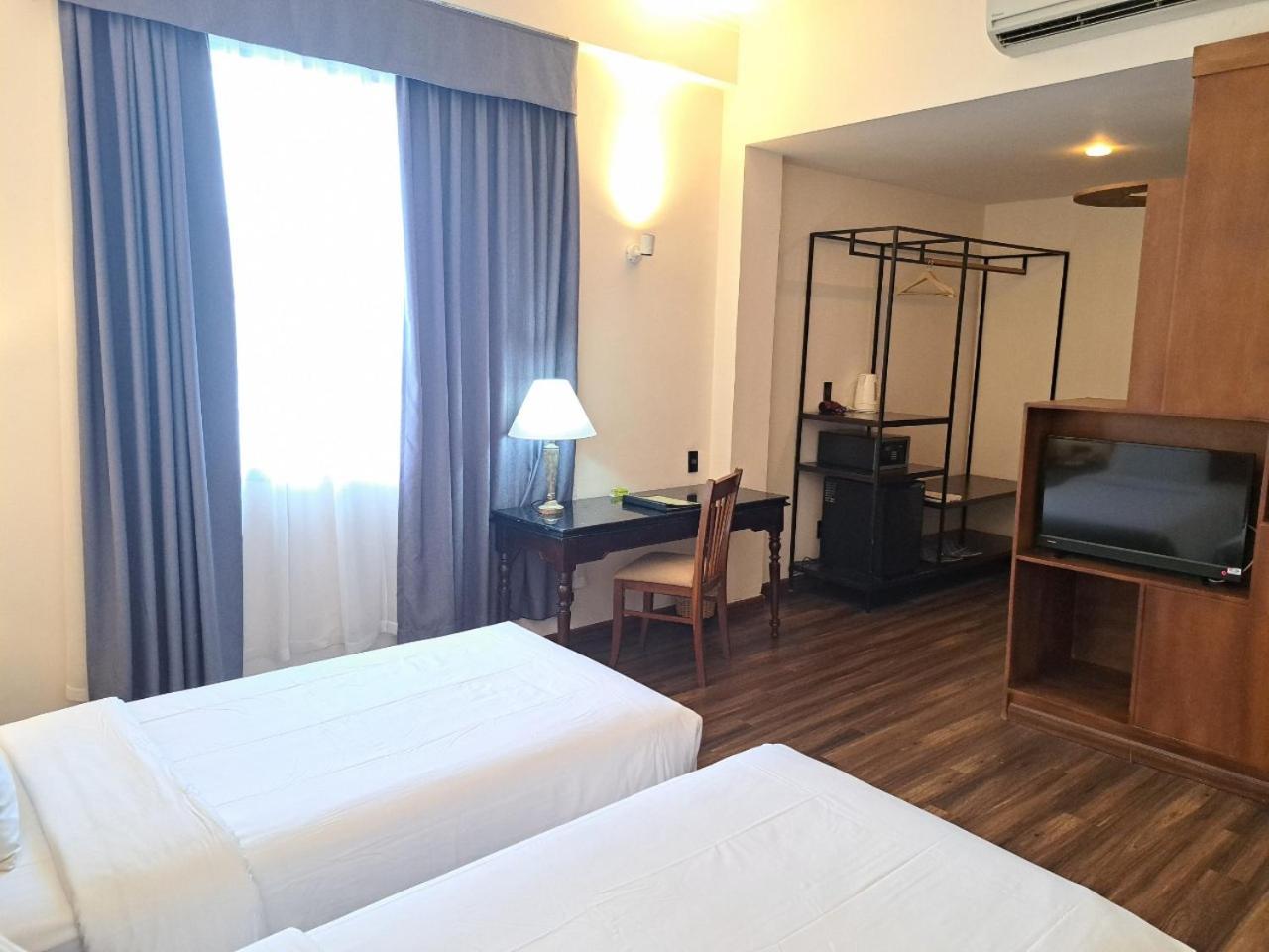 Liberty 2 Hotel Thành Pho Ho Chí Minh Esterno foto