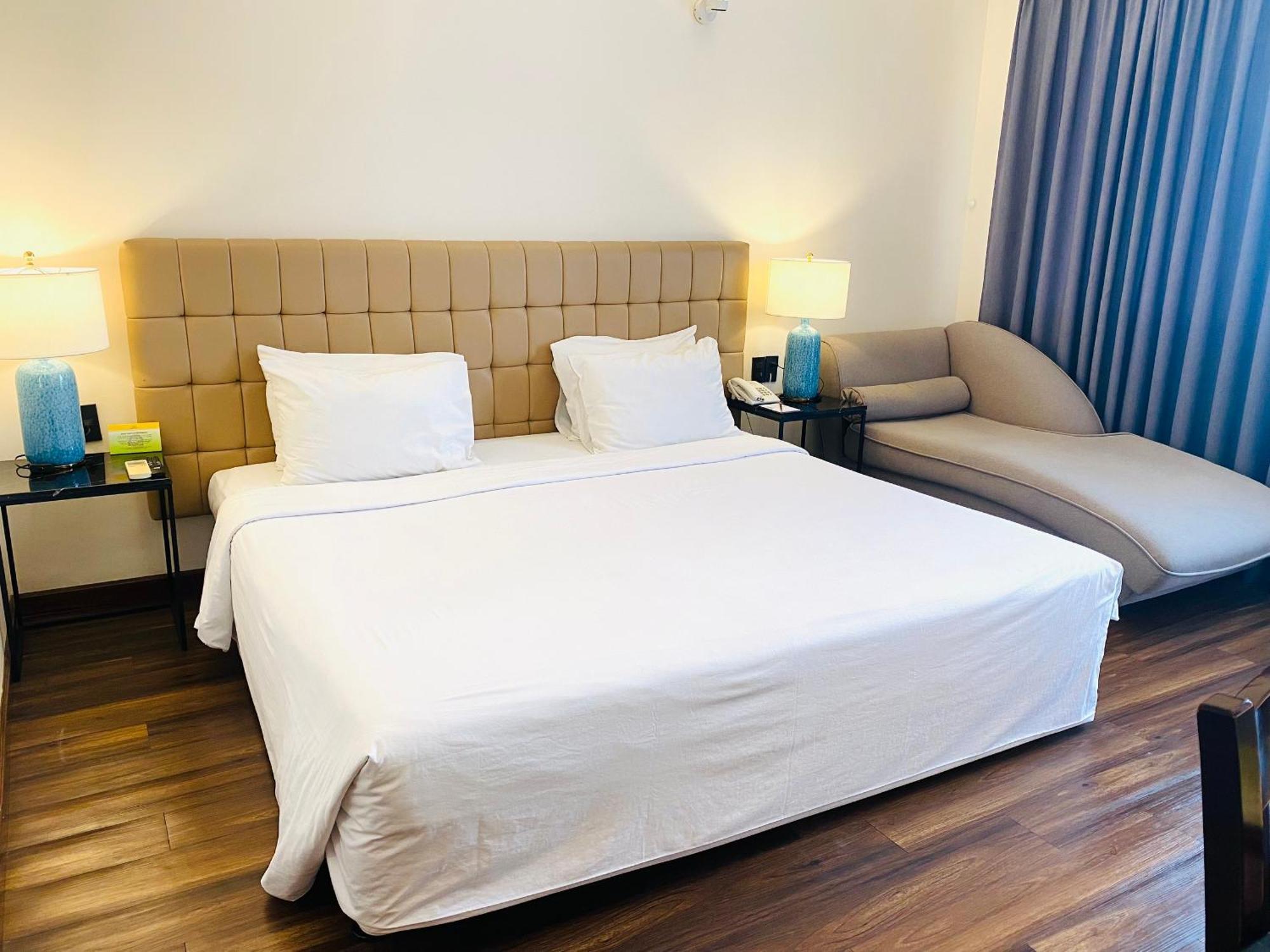 Liberty 2 Hotel Thành Pho Ho Chí Minh Esterno foto